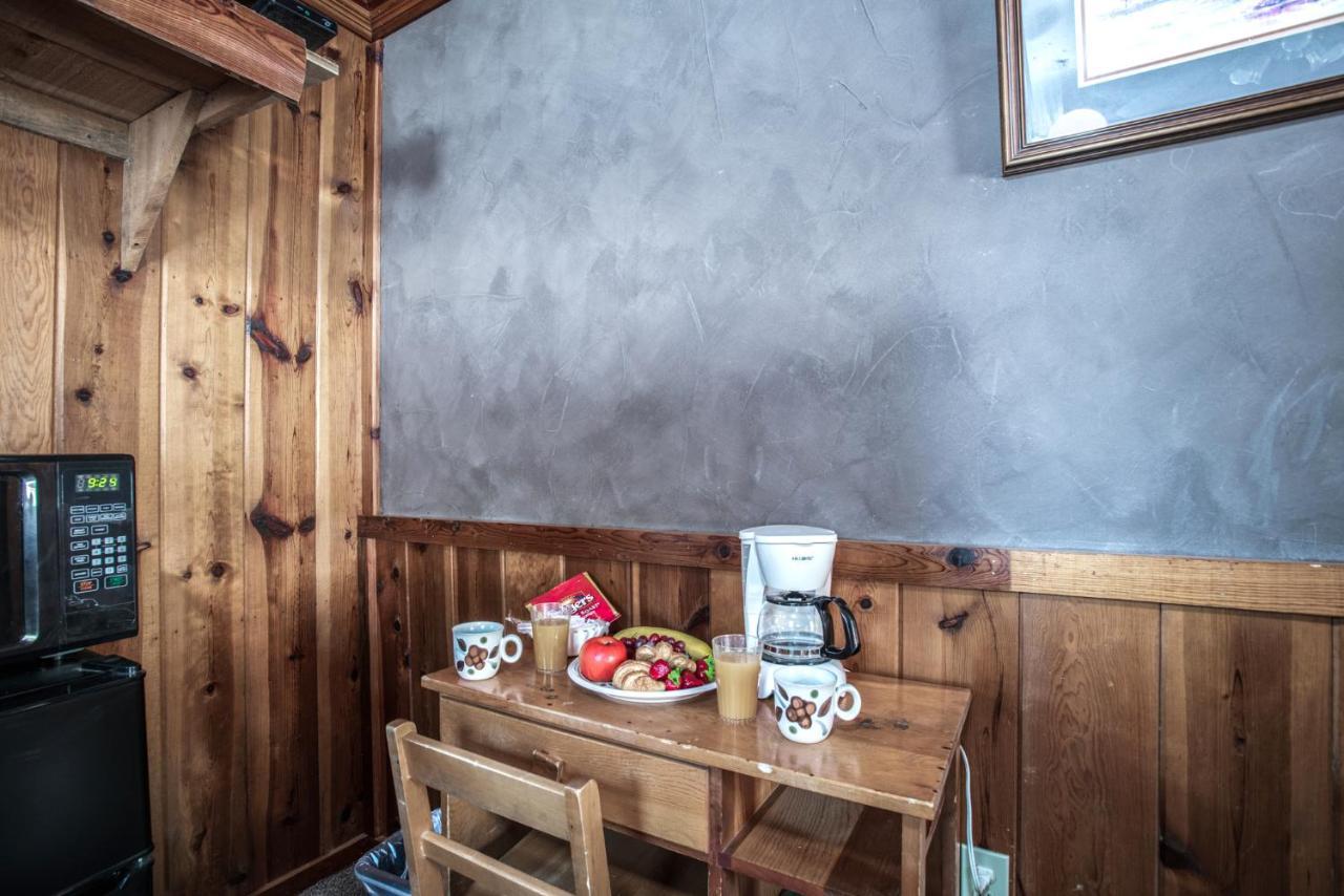 Apache Village 7, Queen Bed, Midtown, Sleeps 2 رويدوسو، نيومكسيكو المظهر الخارجي الصورة
